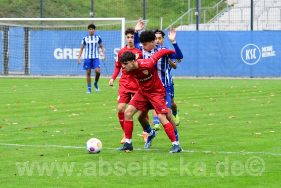 KSC-U17-gewinnt-Derby-gegen-den-VfB-Stuttgart010
