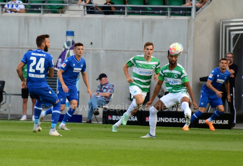 Spvgg-Greuther-Fuerth-vs-KSC034