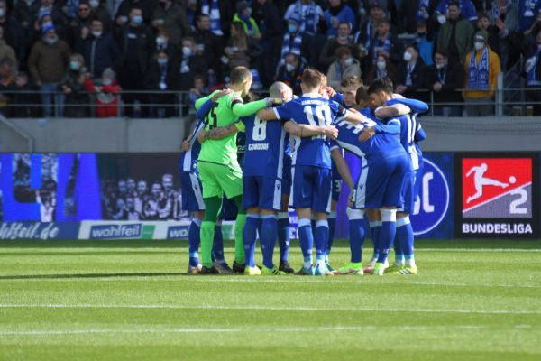 KSC-unentschieden-gegen-Schalke-04-im-BBBank-Wildpark041