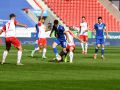 Regensburg-KSC-Halbzeit-2021023
