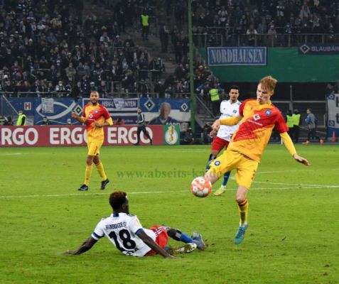 KSC-scheidet-gegen-den-HSV-im-Pokal-aus201