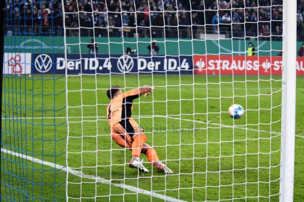 KSC-scheidet-gegen-den-HSV-im-Pokal-aus233