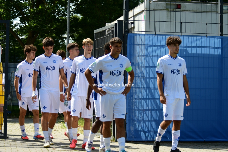 DSC_5607_0AGalerie-2-v-KSc-U19-Sieg-gegen-Darmstadt30 DSC_5607_0AGalerie-2-v-KSc-U19-Sieg-gegen-Darmstadt30