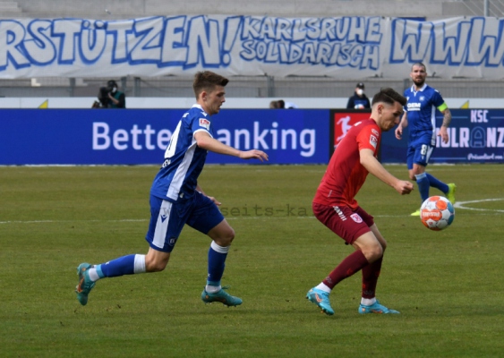 KSC-spielt-Unentschieden-gegen-SSV-Jahn-Regensburg046