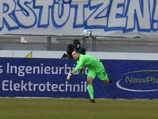 KSC-spielt-Unentschieden-gegen-SSV-Jahn-Regensburg049