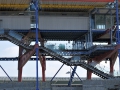 Galerie_-KSC-Haupttribuene-Traeger-um-Traeger-faellt-dem-Neubau-zum-Opfer001