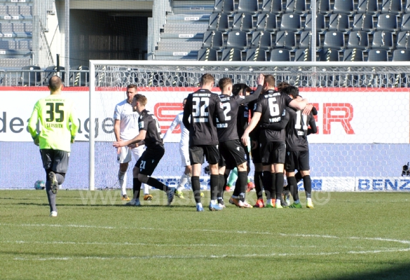 Karlsruher-SC-vs-SV-Sandhausen-066