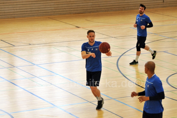 KSC-Profis-spielen-Basketball054
