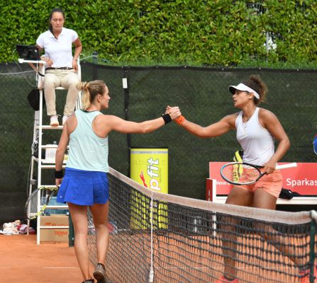 Mayar-Sherif-gewinnt-gegen-Katarzyna-Kawa-beim-WTA-Turnier-in-Rueppurr040