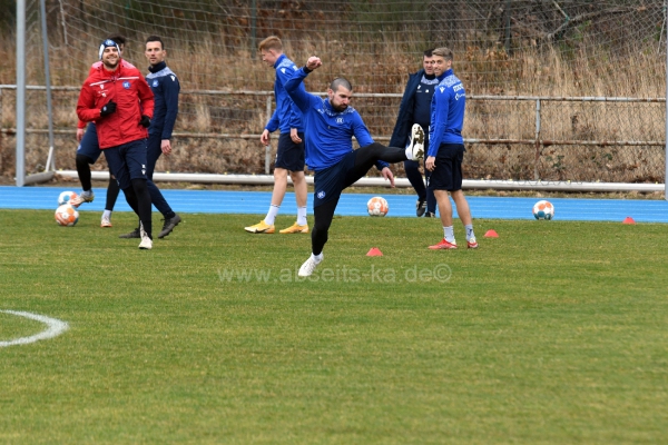 KSC-Training-am-KIT-am-Donnerstag-013