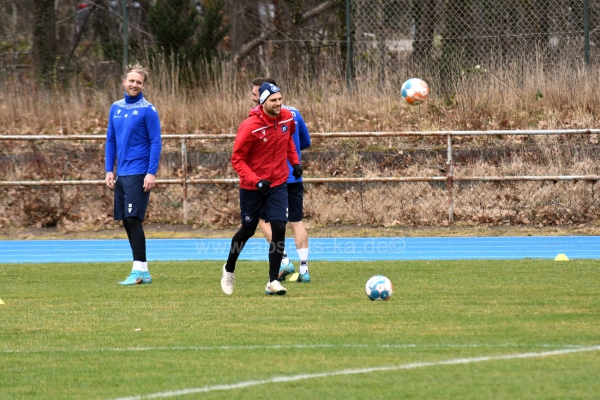 KSC-Training-am-KIT-am-Donnerstag-015