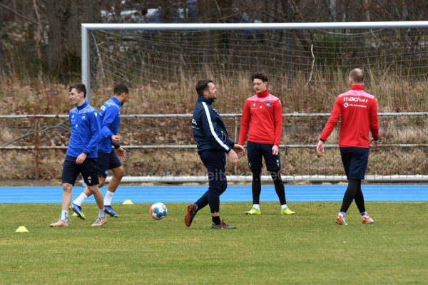 KSC-Training-am-KIT-am-Donnerstag-023