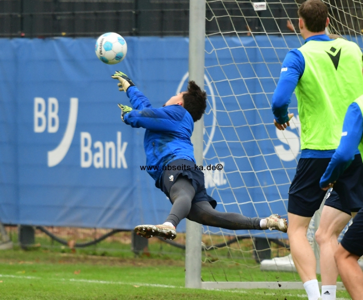 KSC-traniert-fuers-Spitzenspiel-in-Hannover021 KSC-traniert-fuers-Spitzenspiel-in-Hannover021