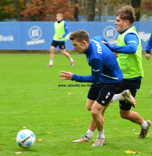 KSC-traniert-fuers-Spitzenspiel-in-Hannover032 KSC-traniert-fuers-Spitzenspiel-in-Hannover032