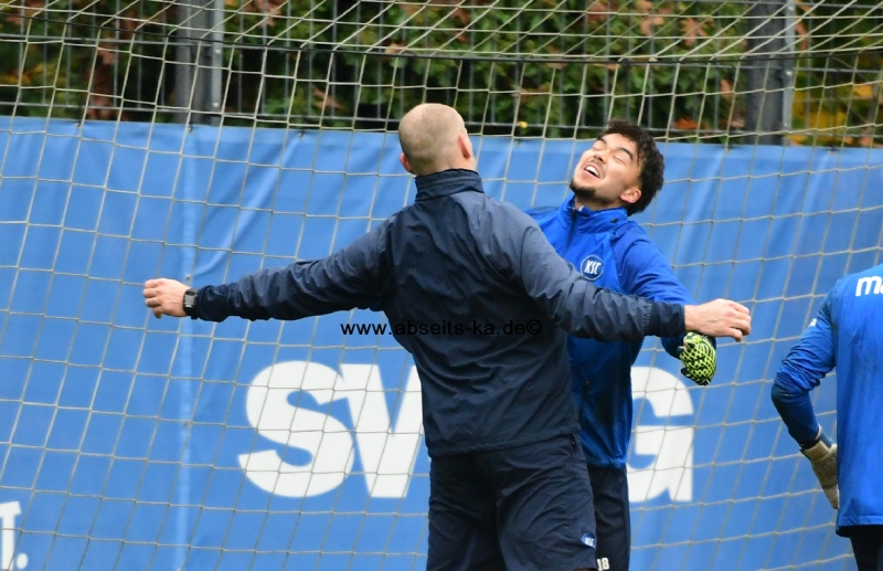 KSC-traniert-fuers-Spitzenspiel-in-Hannover039 KSC-traniert-fuers-Spitzenspiel-in-Hannover039