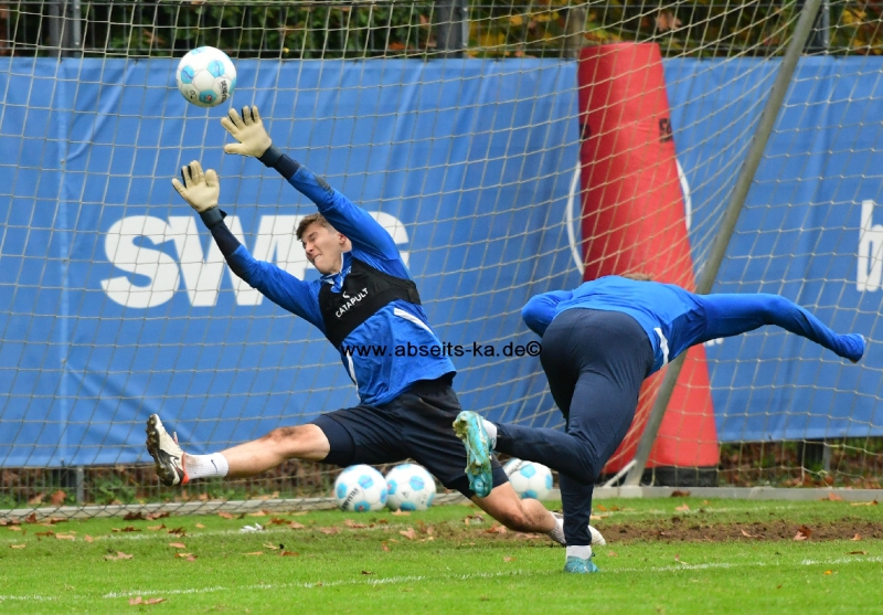 KSC-traniert-fuers-Spitzenspiel-in-Hannover040 KSC-traniert-fuers-Spitzenspiel-in-Hannover040