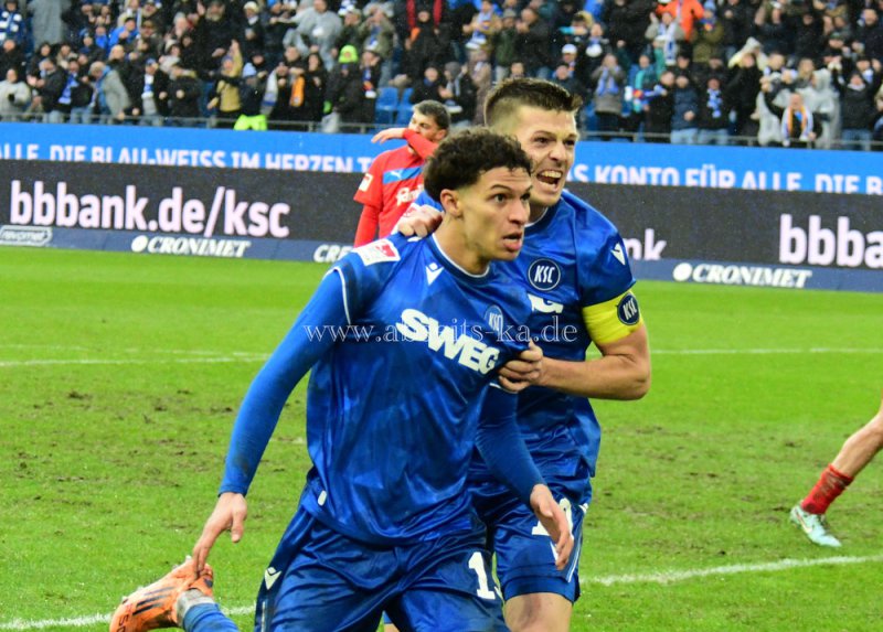 DSC_3563_KSC-besiegt-Holstein-Kiel18 DSC_3563_KSC-besiegt-Holstein-Kiel18