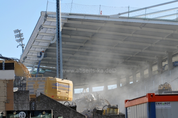 KSC-Stadionneubau-faellt-das-Treppenhaus-bald021