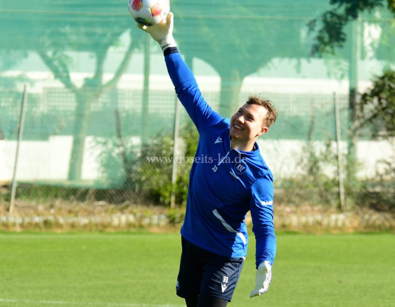 DSC_8899_-KSC-trainiert-mit-Fukuda-und-Simic-Rapp-reist-ab4 DSC_8899_-KSC-trainiert-mit-Fukuda-und-Simic-Rapp-reist-ab4