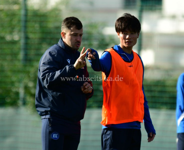 DSC_9013_-KSC-trainiert-mit-Fukuda-und-Simic-Rapp-reist-ab9 DSC_9013_-KSC-trainiert-mit-Fukuda-und-Simic-Rapp-reist-ab9
