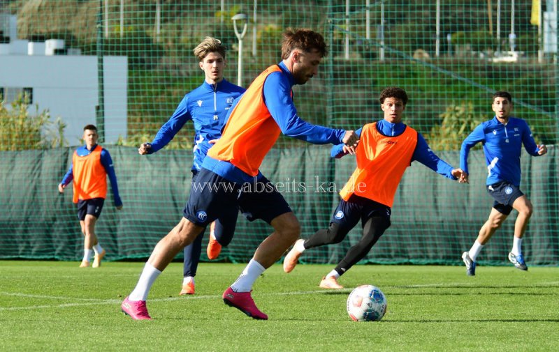 DSC_9271_-KSC-trainiert-mit-Fukuda-und-Simic-Rapp-reist-ab21 DSC_9271_-KSC-trainiert-mit-Fukuda-und-Simic-Rapp-reist-ab21