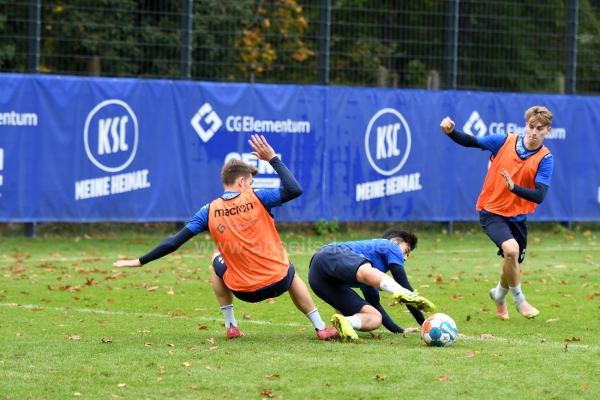 KSC-Training-am-Dienstag-vor-dem-Duesseldorfspiel023