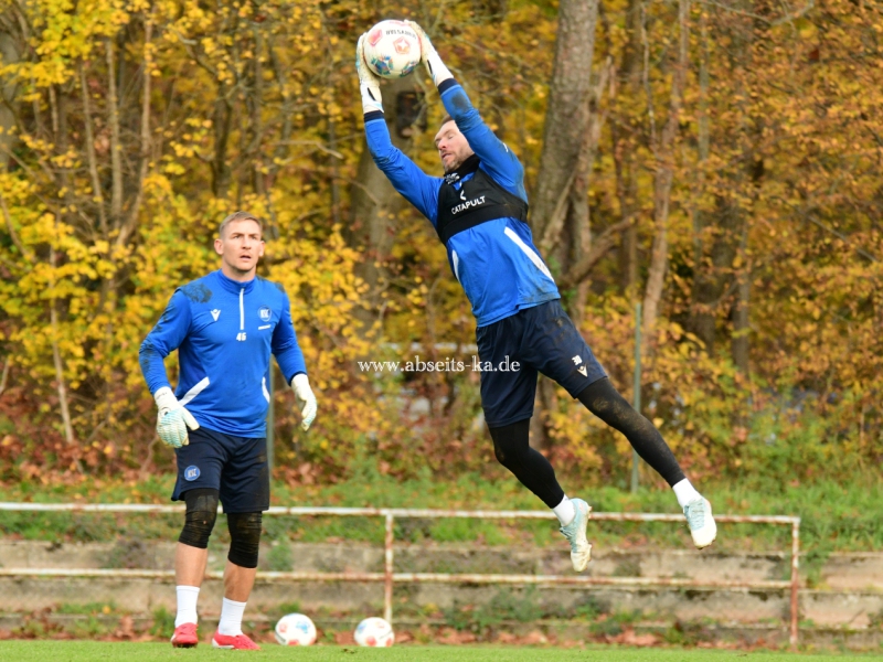 DSC_4549_0A-KSC-Training-in-der-Laenderspielpause-in-November-202518 DSC_4549_0A-KSC-Training-in-der-Laenderspielpause-in-November-202518