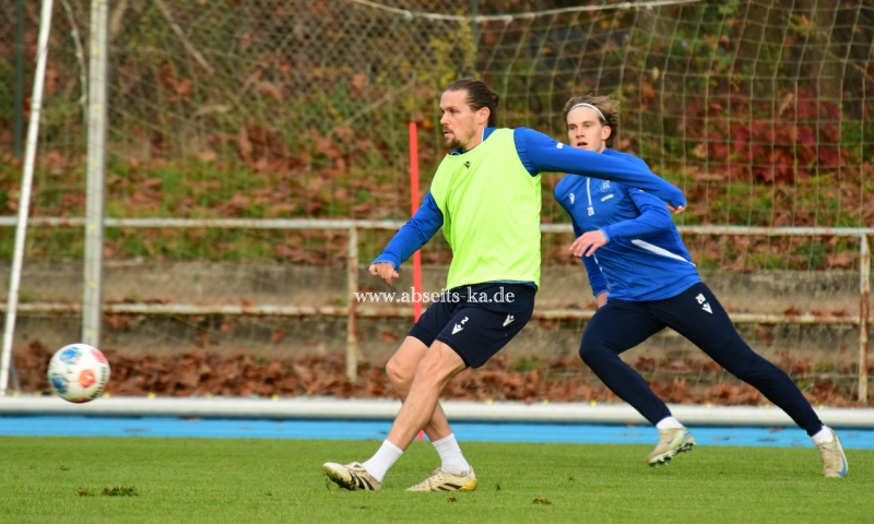 DSC_4600_0A-KSC-Training-in-der-Laenderspielpause-in-November-202513 DSC_4600_0A-KSC-Training-in-der-Laenderspielpause-in-November-202513