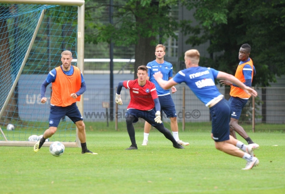 KSC-Training-nach-dem-Derbysieg-vs-VfB-Stuttgart073