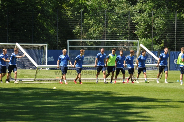KSC-Training-vor-dem-VfB-Derby060