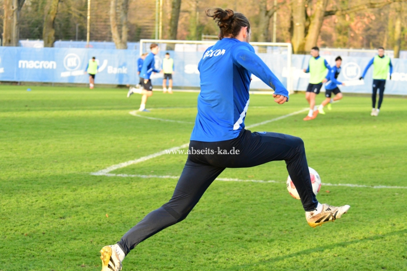 DSC_5210_0A-KSC-bereitet-sich-auf-das-Spiel-in-Darmstadt-vor17 DSC_5210_0A-KSC-bereitet-sich-auf-das-Spiel-in-Darmstadt-vor17