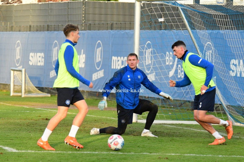 DSC_5248_0A-KSC-bereitet-sich-auf-das-Spiel-in-Darmstadt-vor13 DSC_5248_0A-KSC-bereitet-sich-auf-das-Spiel-in-Darmstadt-vor13