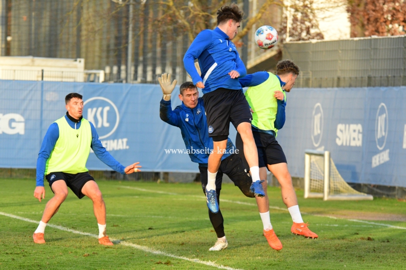 DSC_5256_0A-KSC-bereitet-sich-auf-das-Spiel-in-Darmstadt-vor12 DSC_5256_0A-KSC-bereitet-sich-auf-das-Spiel-in-Darmstadt-vor12