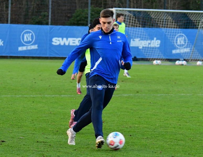 DSC_5301_0A-KSC-bereitet-sich-auf-das-Spiel-in-Darmstadt-vor7 DSC_5301_0A-KSC-bereitet-sich-auf-das-Spiel-in-Darmstadt-vor7