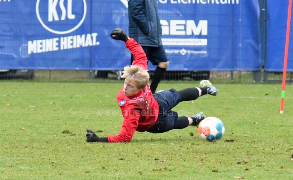 KSC-Trainingsstart-fuer-das-Rostockspiel059