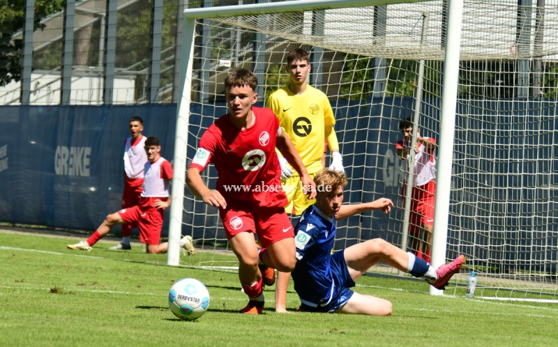 DSC_8038_KSC-U17-besiegt-zum-Auftakt-Offenbach44 DSC_8038_KSC-U17-besiegt-zum-Auftakt-Offenbach44
