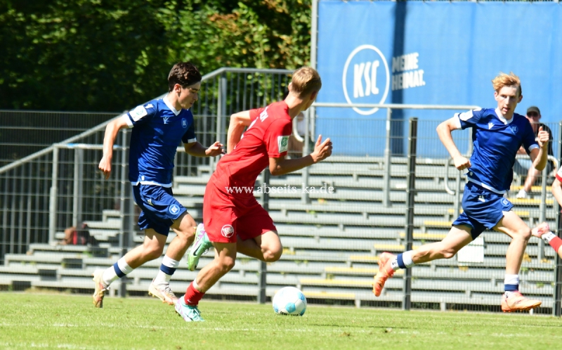 DSC_8507_KSC-U17-besiegt-zum-Auftakt-Offenbach3 DSC_8507_KSC-U17-besiegt-zum-Auftakt-Offenbach3