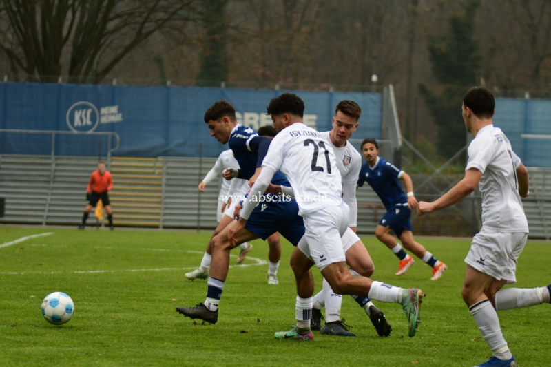 DSC_4448_KSC-U19-besiegt-FSV-und-wird-Vorrunden-Gruppen-Meister53 DSC_4448_KSC-U19-besiegt-FSV-und-wird-Vorrunden-Gruppen-Meister53