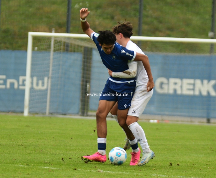 DSC_4793_KSC-U19-besiegt-FSV-und-wird-Vorrunden-Gruppen-Meister42 DSC_4793_KSC-U19-besiegt-FSV-und-wird-Vorrunden-Gruppen-Meister42