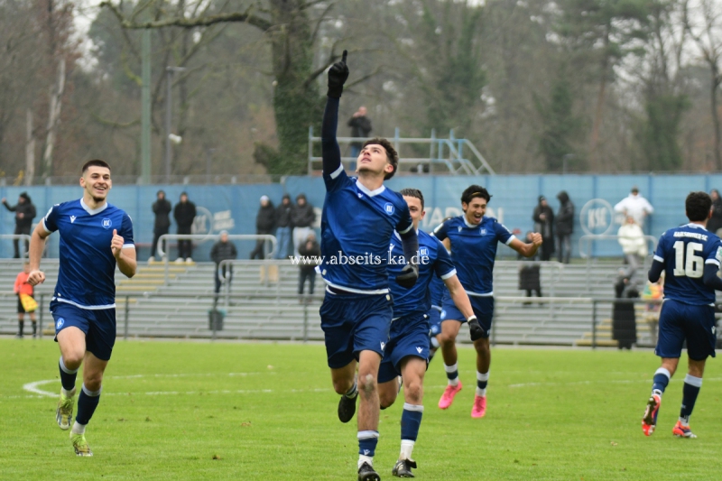 DSC_5255_KSC-U19-besiegt-FSV-und-wird-Vorrunden-Gruppen-Meister27 DSC_5255_KSC-U19-besiegt-FSV-und-wird-Vorrunden-Gruppen-Meister27