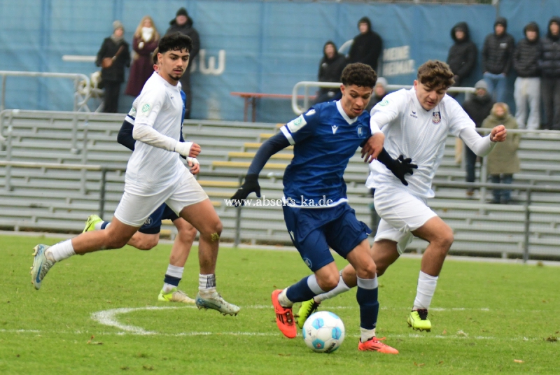 DSC_5712_KSC-U19-besiegt-FSV-und-wird-Vorrunden-Gruppen-Meister1 DSC_5712_KSC-U19-besiegt-FSV-und-wird-Vorrunden-Gruppen-Meister1