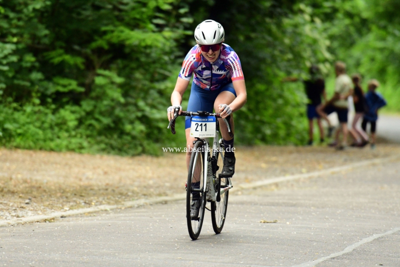 Turmbergrennen 2025, Frauen Finale Siegerin Vanessa Weiß (211) Turmbergrennen 2025, Frauen Finale Siegerin Vanessa Weiß (211)