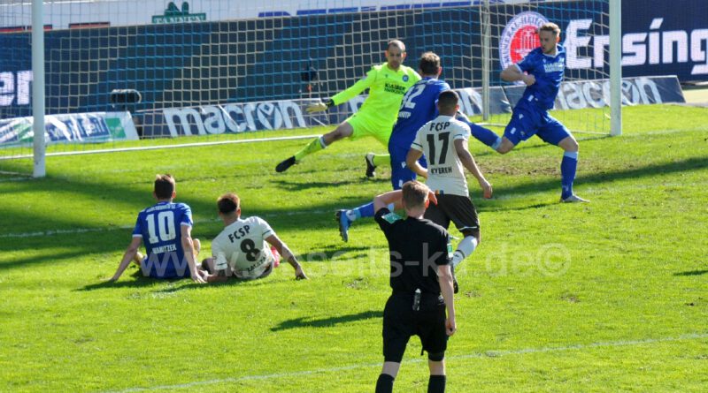 Teil 3 Der Ksc Bilder Vom Spiel Gegen St Pauli Abseits Ka 