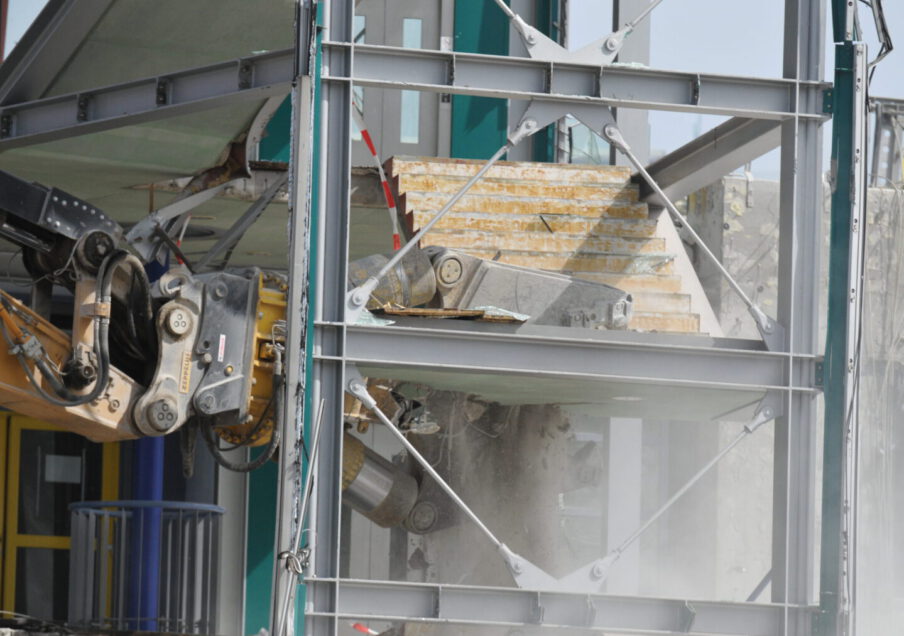 Abriss treppenhaus beim KSC