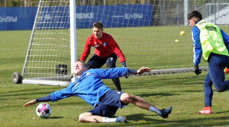 KSC-Mittagstraining am 6 April102