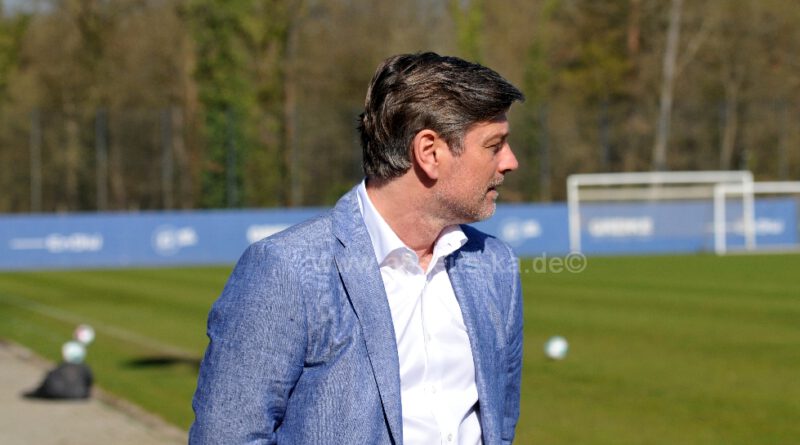 Oliver Kreuzer Geschäftsführer Sport beim KSC