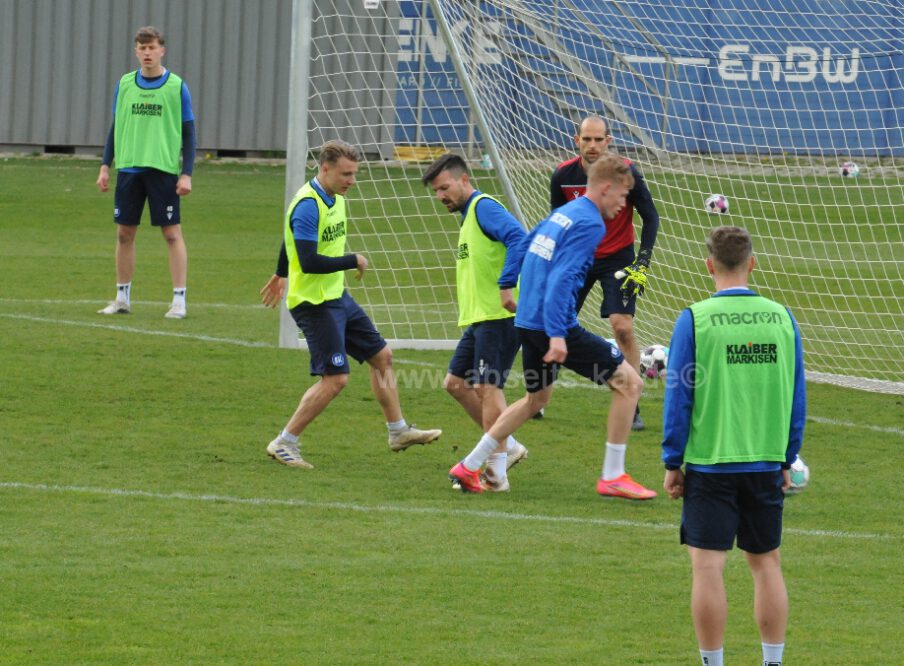 KSC-Abschlusstraining vor der Fahrt nach Fürth