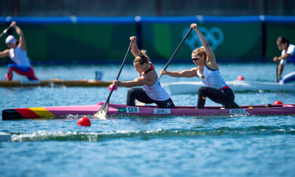 Lisa Jahn (vorne) und Steuerfrau Sophie Koch haben ein perfektes Finale gefahren, leider reichte es nur knapp nicht zu Bronze
