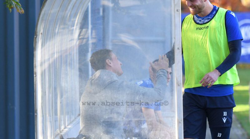 KSC-Training mit Robin Bormuth zu Gast