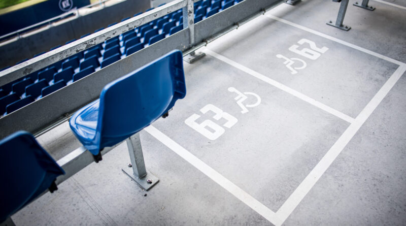 „Jeder Mensch zählt – egal auf welchem Platz“: KSC TUT GUT. unterstützt 18. Erinnerungstag im deutschen Fußball